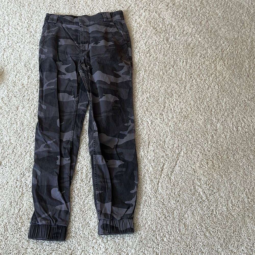Hollister camo joggers